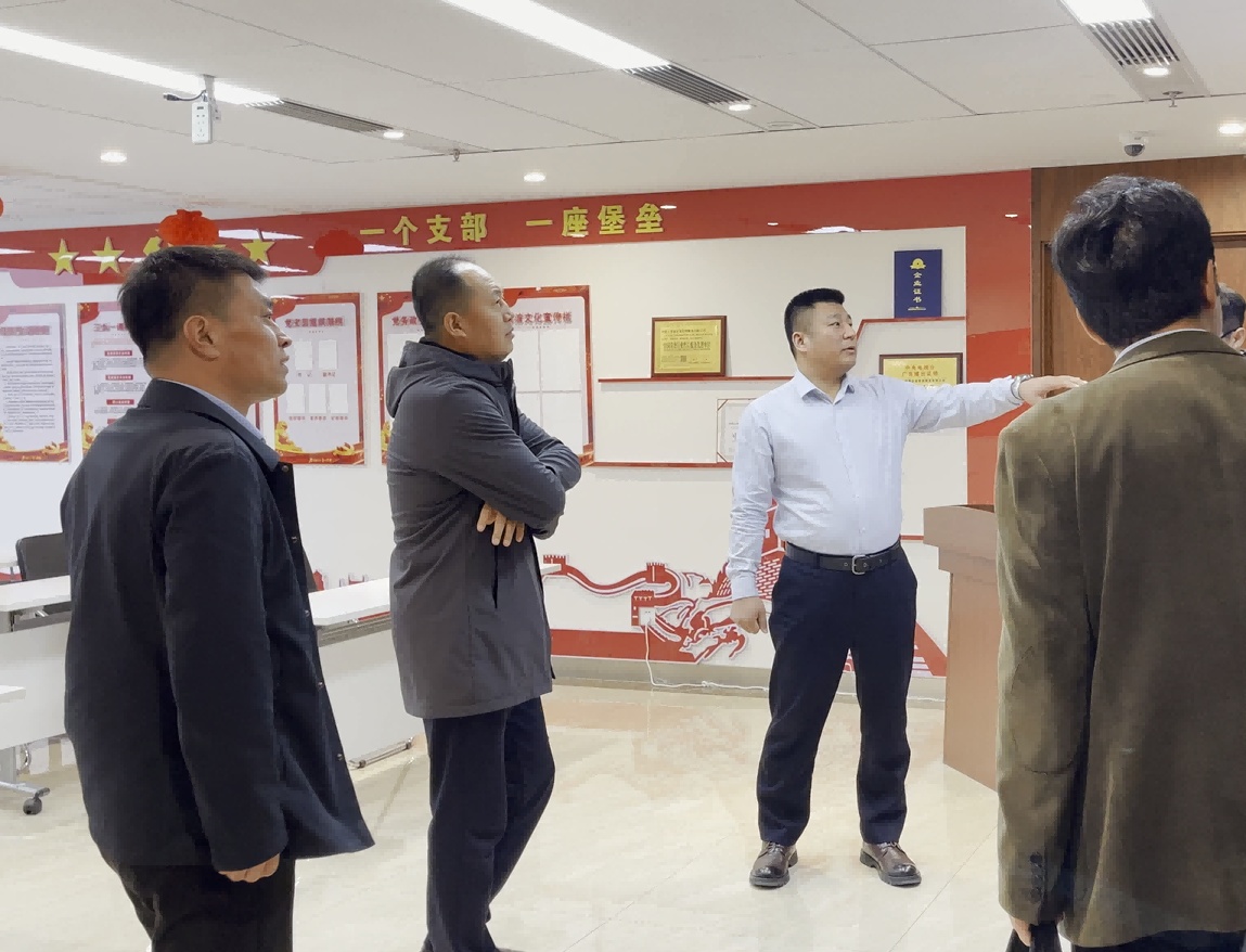 扎鲁特旗人才人力资源服务投资有限责任公司董事长朱云一行来我公司调研